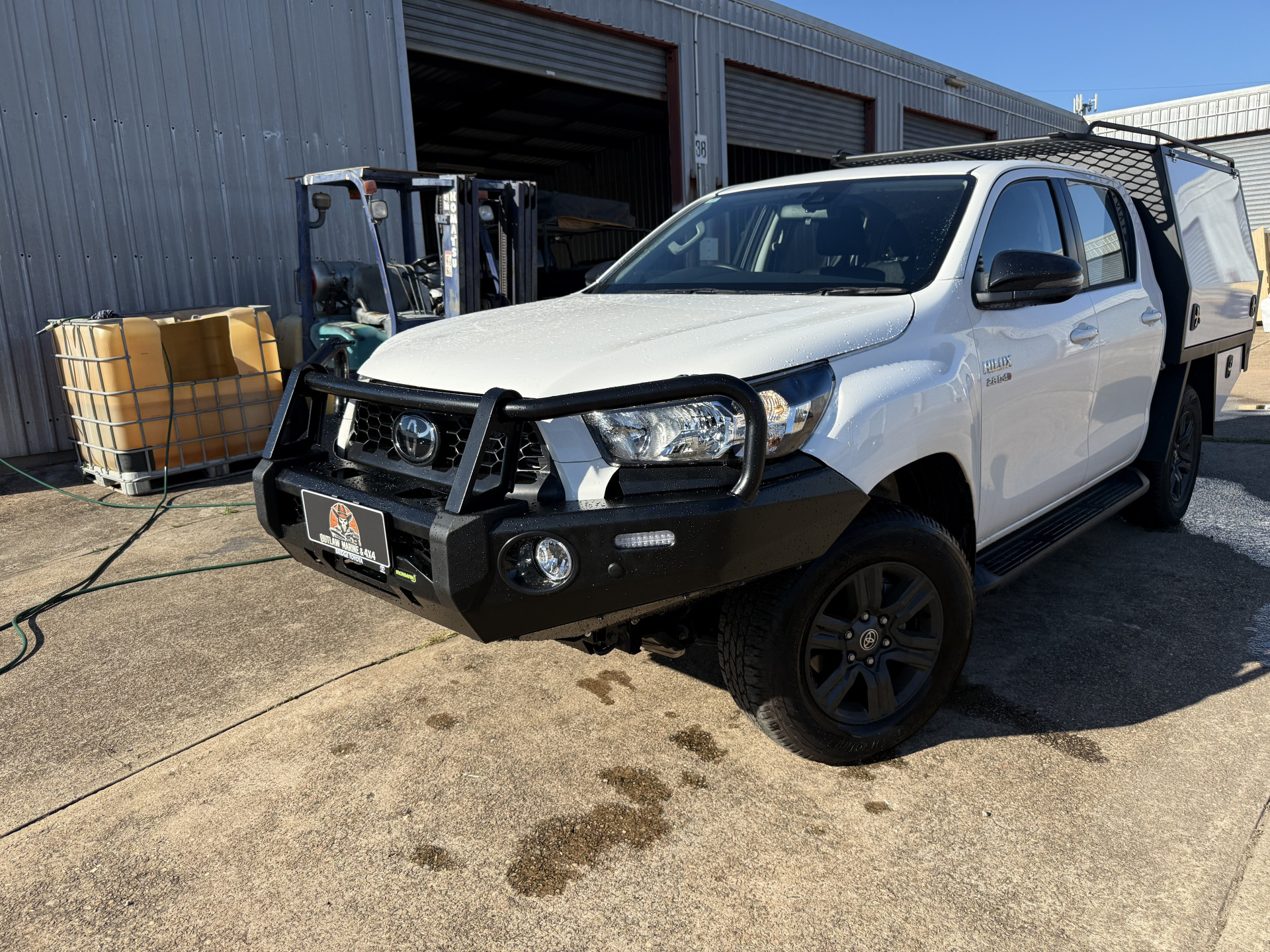 Tow Bars & Bull Bars — Outlaw Marine and 4x4